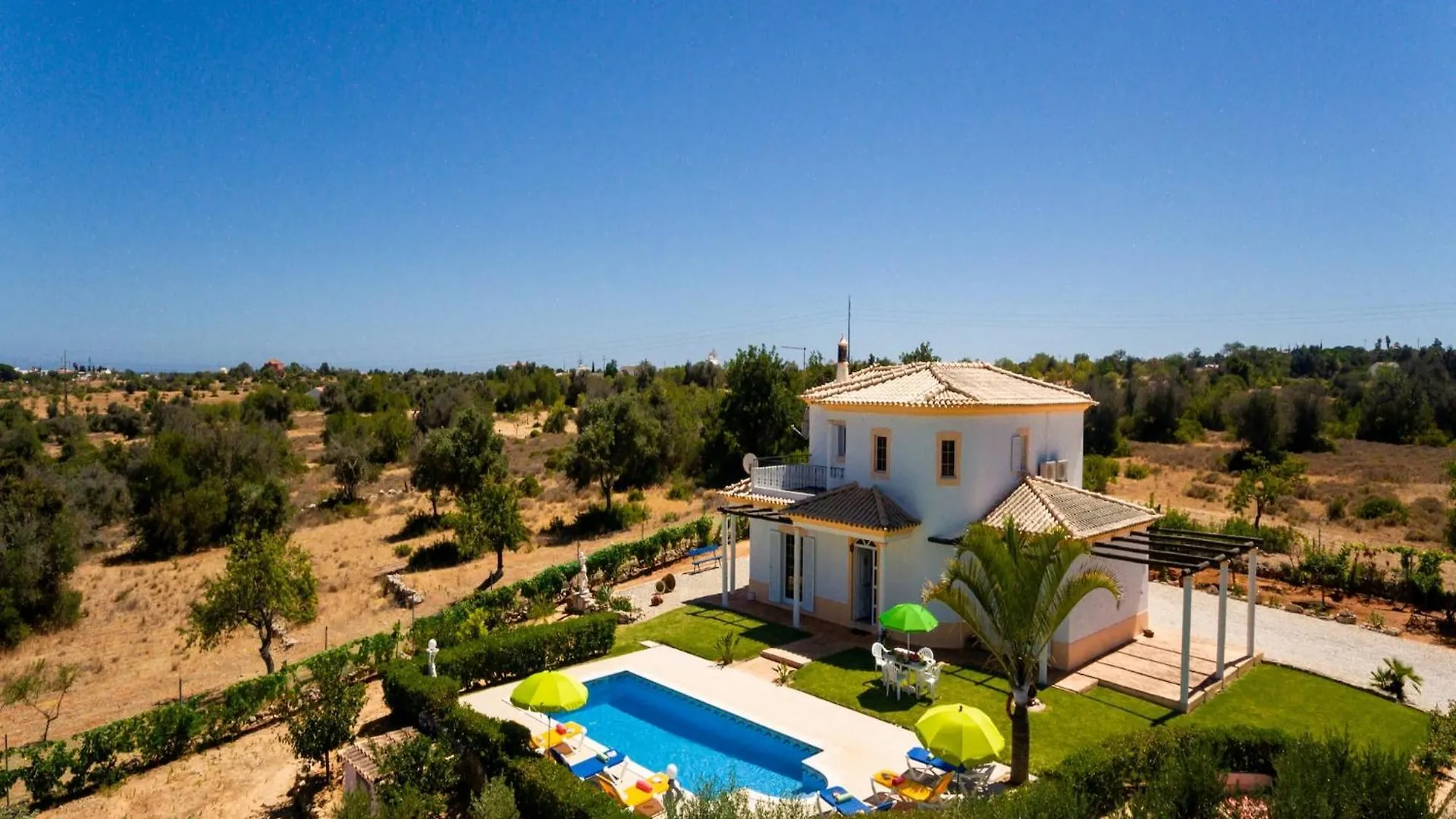 Villa With Heatable Pool Armacao de Pera 0*,