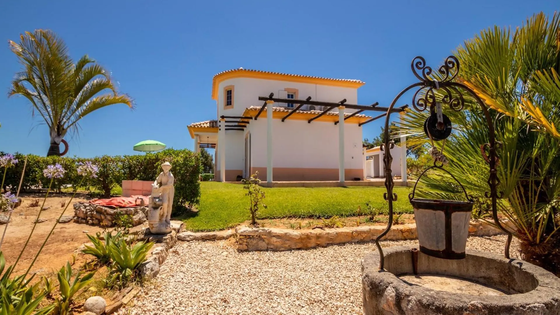 Villa With Heatable Pool Armacao de Pera Portugal