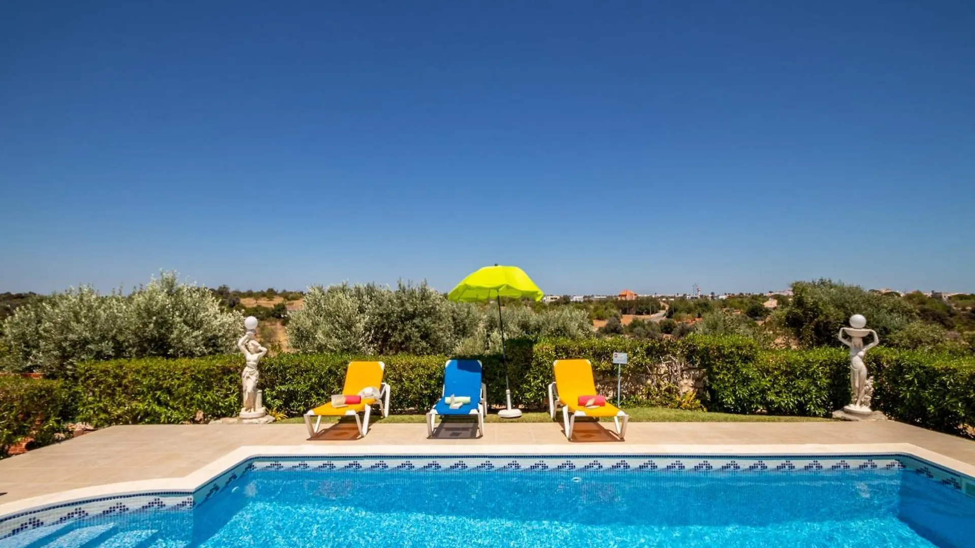Villa With Heatable Pool Armacao de Pera Portugal